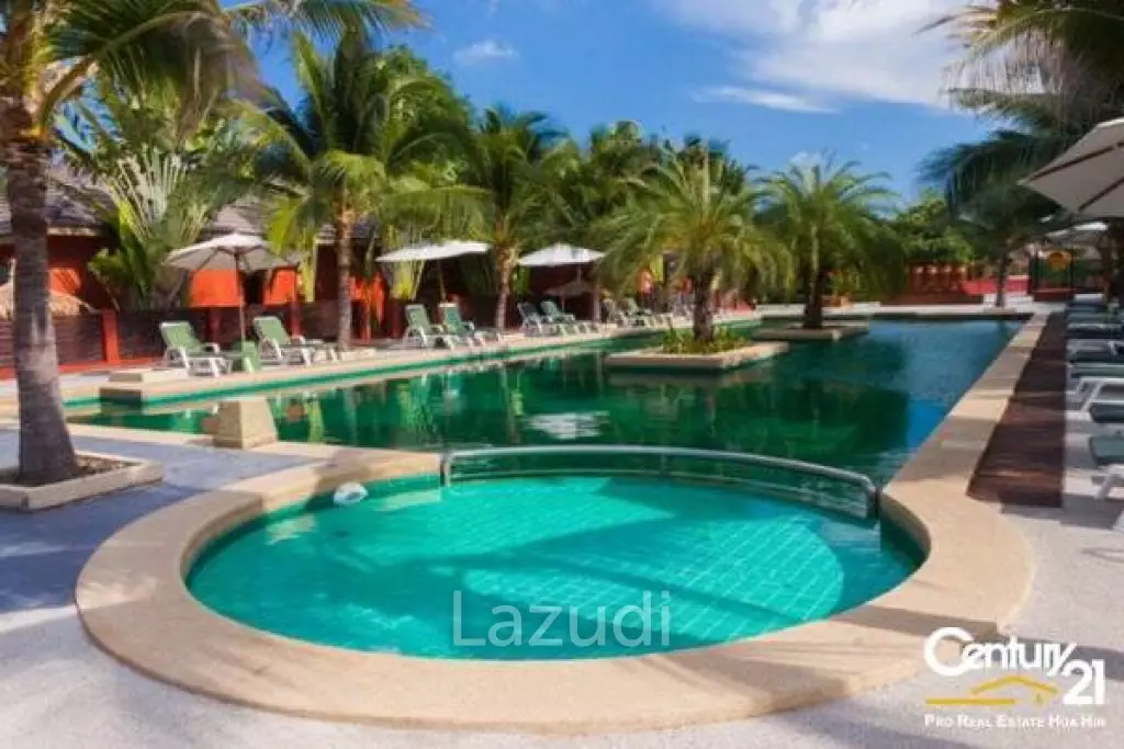 Luxury Lakeside Resort with 22 Private Pool Villas