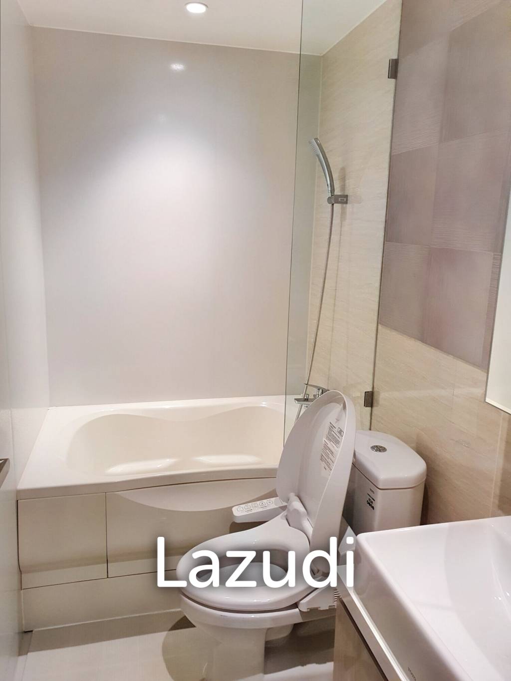 1 Bed 1 Bath 35 SQ.M  Runesu Thonglor 5