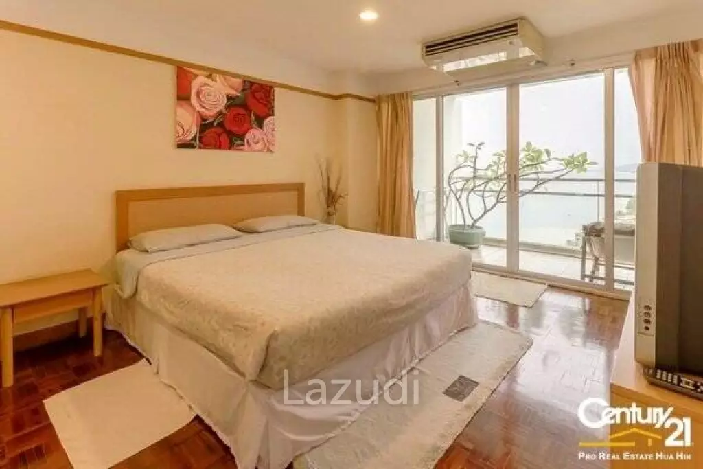 1 Bed Sea View Beachfront Condo
