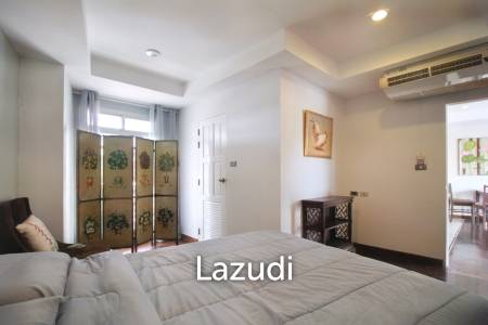 2 Bed 2 Bath Corner Condo with Sea View