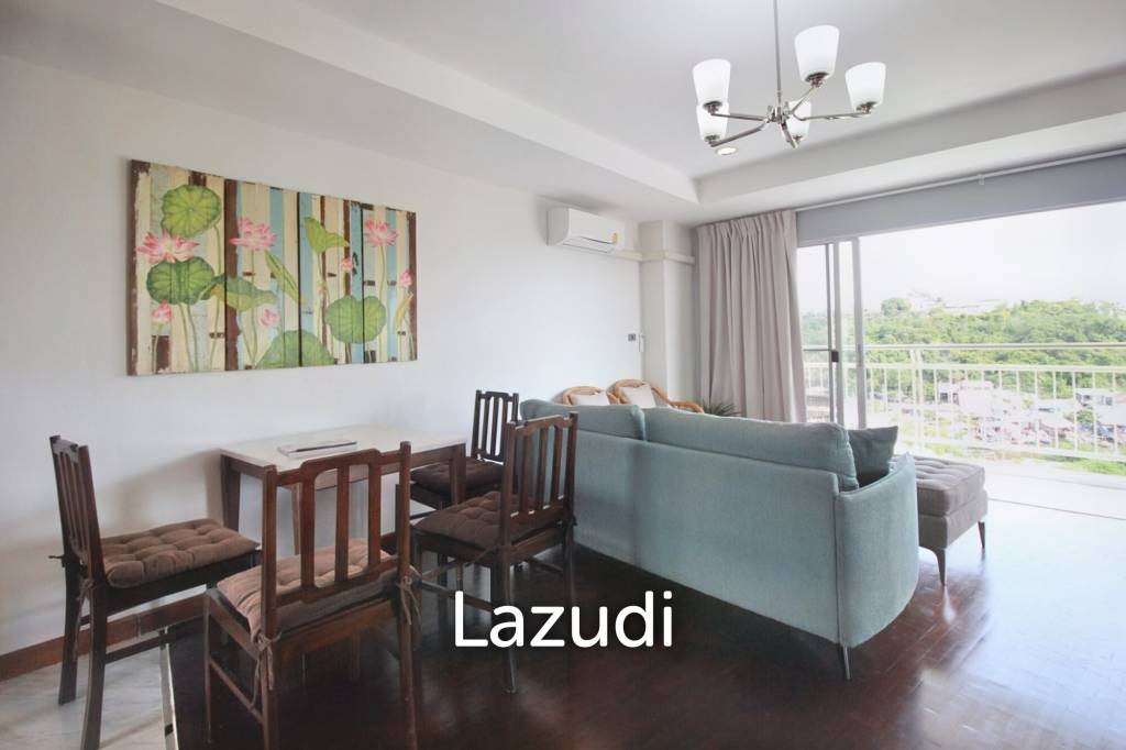 2 Bed 2 Bath Corner Condo with Sea View