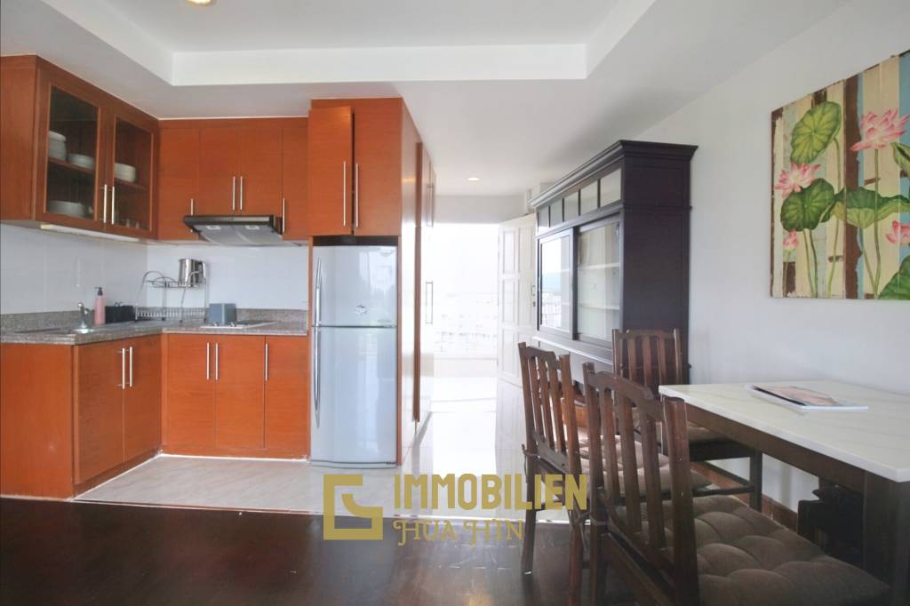 2 Bed 2 Bath Corner Condo with Sea View