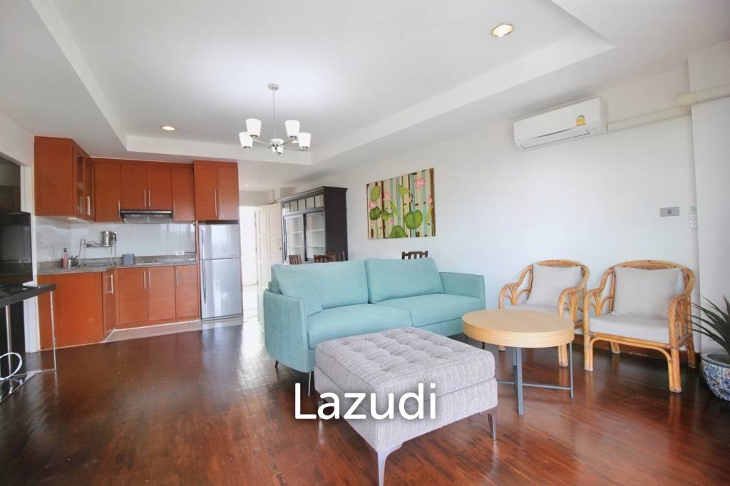 2 Bed 2 Bath Corner Condo with Sea View