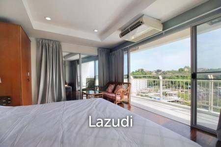 2 Bed 2 Bath Corner Condo with Sea View