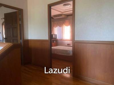 5 Bedroom 4 bathroom in Mabptachan