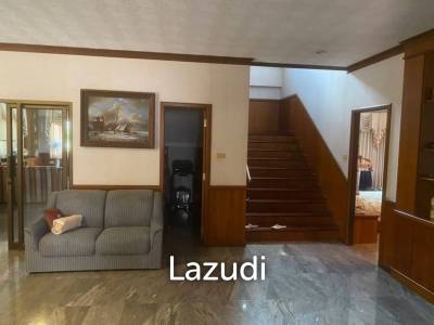 5 Bedroom 4 bathroom in Mabptachan