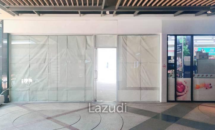 100sm Restaurant Space for Lease in Muangthai Phatra Complex Ratchada Huai Khwang