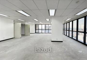 Office For Rent At Muang Thai - Phatra Complex Building