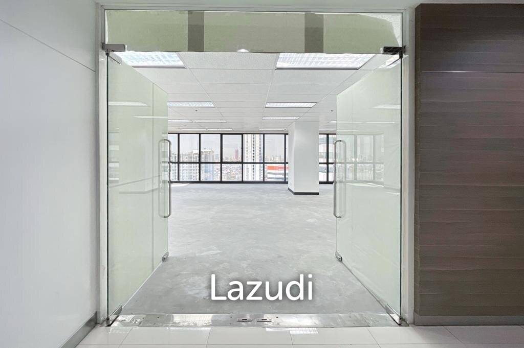 Office For Rent At Muang Thai - Phatra Complex Building