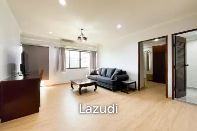 78.5 sqm 2 Bedroom Condo on High Floor in Khlong Toei Bangkok