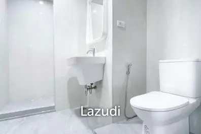 78.5 sqm 2 Bedroom Condo on High Floor in Khlong Toei Bangkok