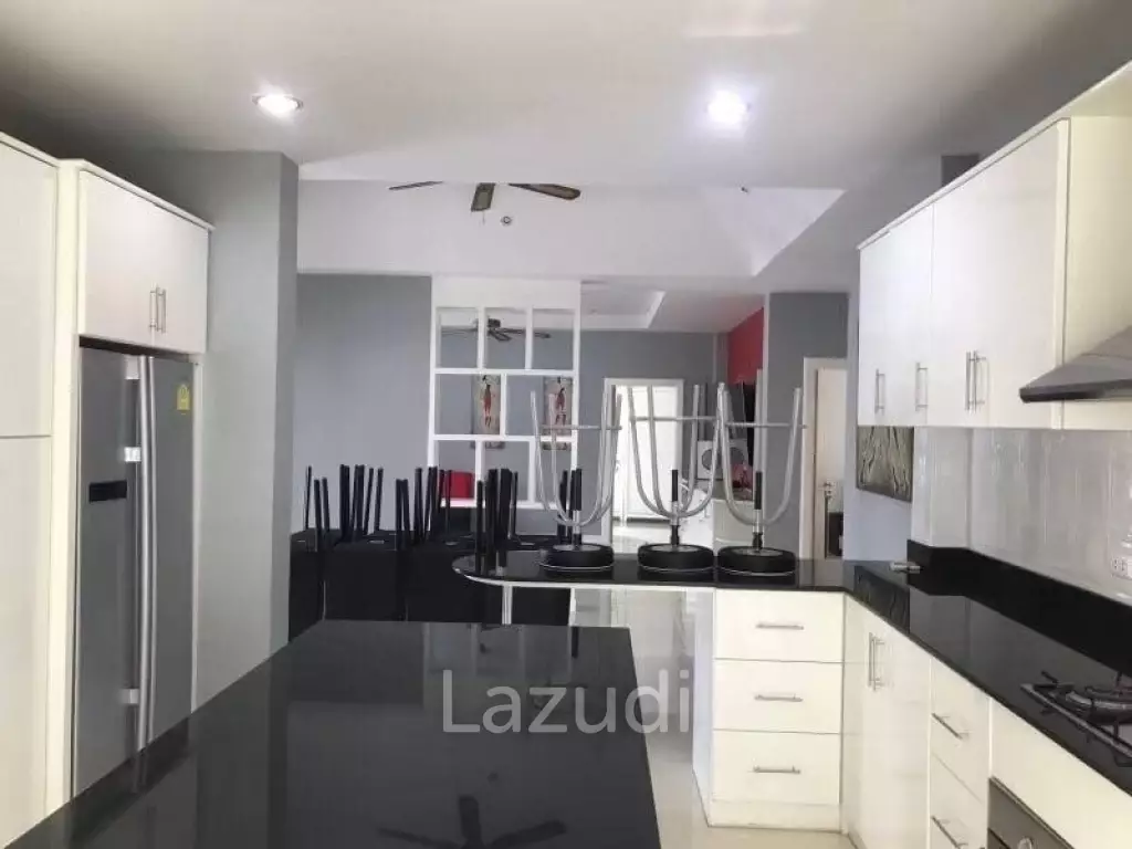 4 Beds 4 Bahts 185 Sqm. Green Field Villas 1