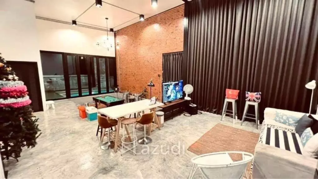3 bedroom 4 bathrooms 408 sqm pool villa in Huay Yai