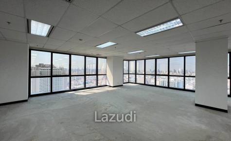 Office For Rent At Muang Thai - Phatra Complex Building