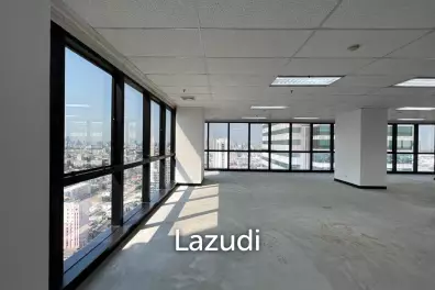 Office For Rent At Muang Thai - Phatra Complex Building