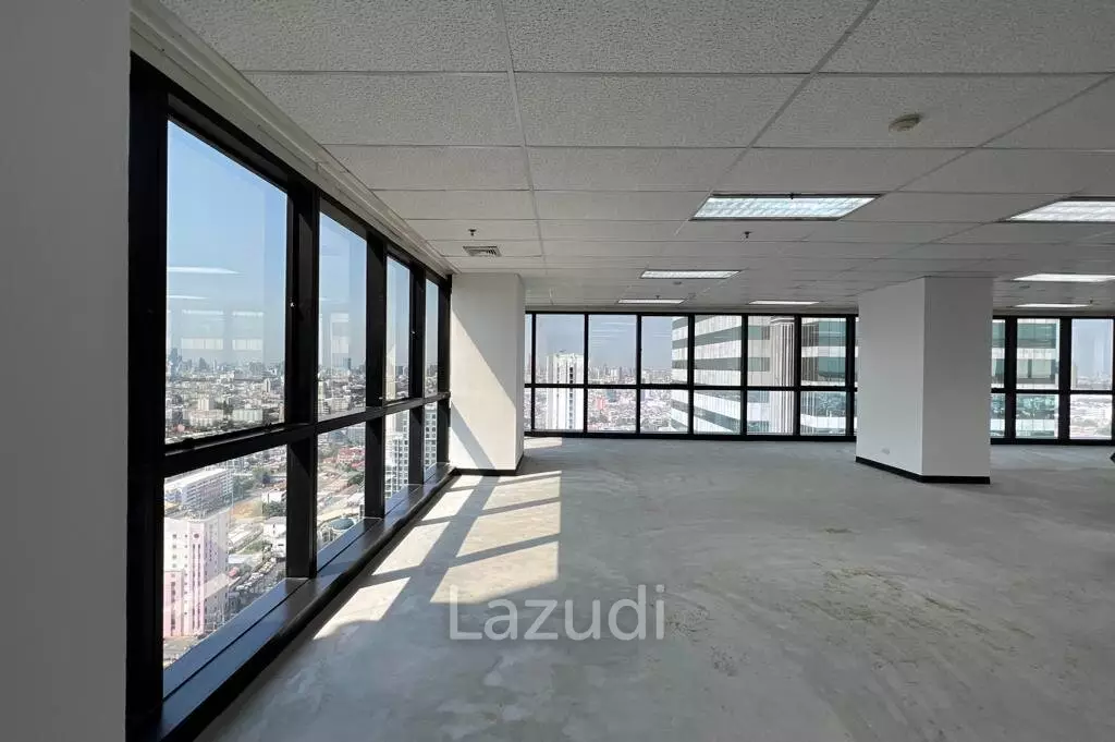 Office For Rent At Muang Thai - Phatra Complex Building