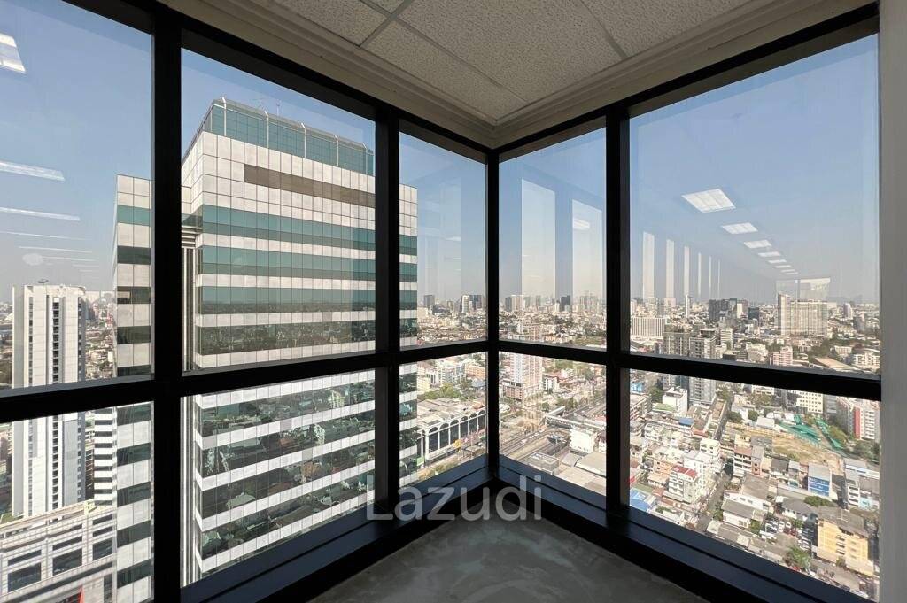 Office For Rent At Muang Thai - Phatra Complex Building