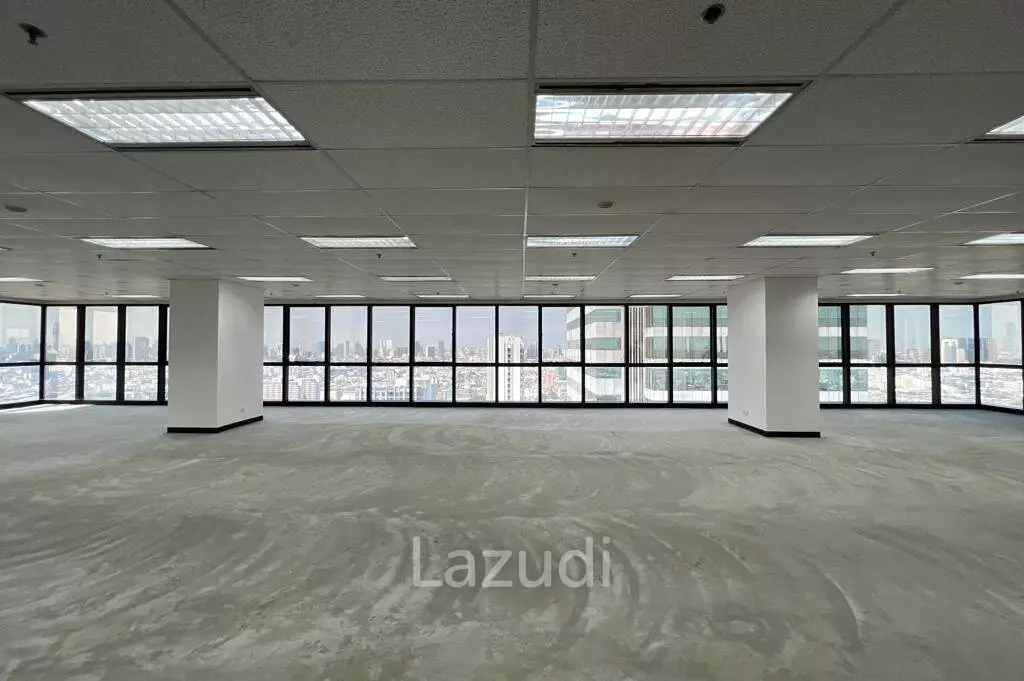 Office For Rent At Muang Thai - Phatra Complex Building