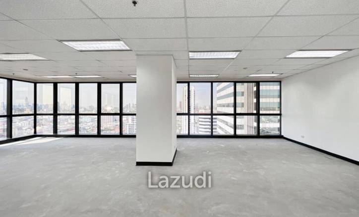Office For Rent At Muang Thai - Phatra Complex Building