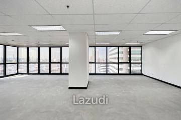 Office For Rent At Muang Thai - Phatra Complex Building