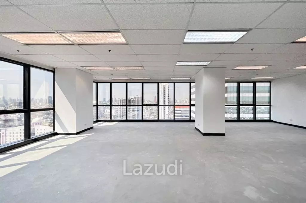 Office For Rent At Muang Thai - Phatra Complex Building
