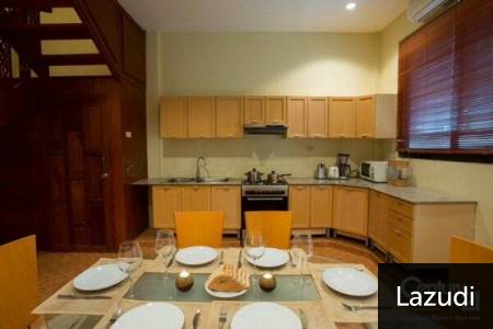 Good quality townhouse with large communal feature pool only 40 km from the popular beach at Cha-am