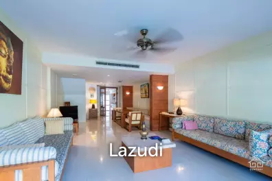BAAN SA SUAN : 3 Storey Townhouse near the beach
