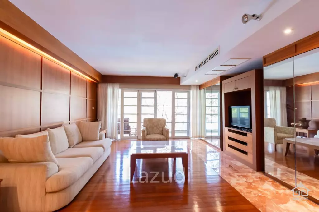BAAN SA SUAN : 3 Storey Townhouse near the beach