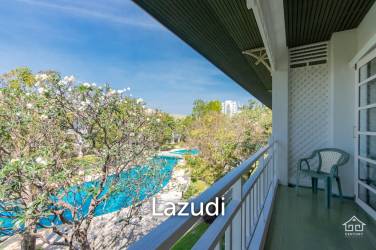 BAAN SA SUAN : 3 Storey Townhouse near the beach