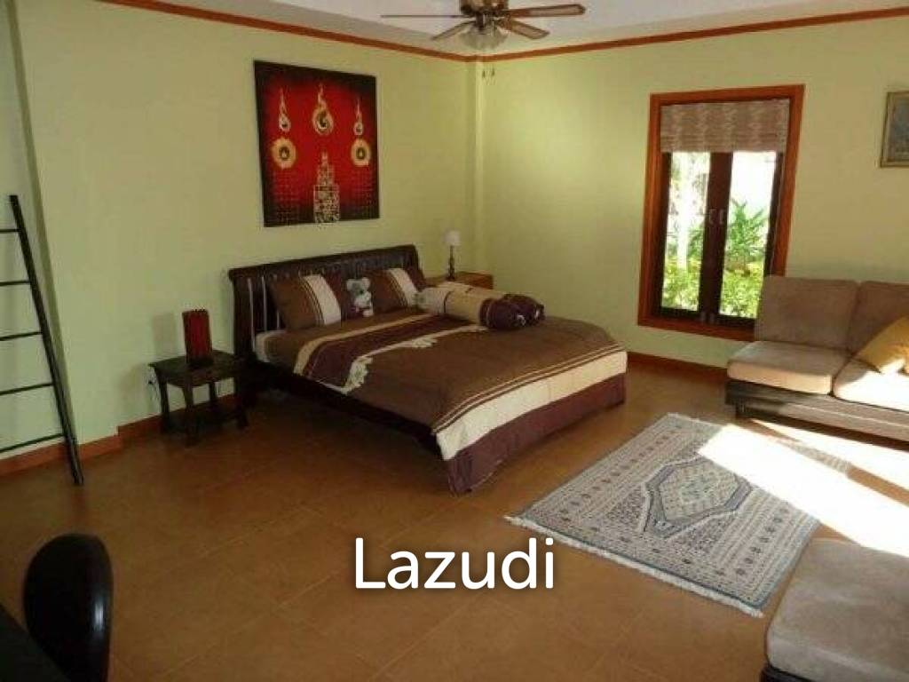 PRANBURI GREEN MOUNTAIN : Beautifully Presented 3 Bed Pool Villa with Guest Suite