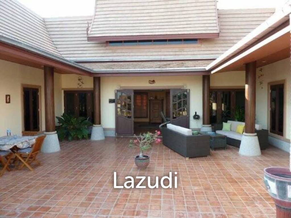 PRANBURI GREEN MOUNTAIN : Beautifully Presented 3 Bed Pool Villa with Guest Suite