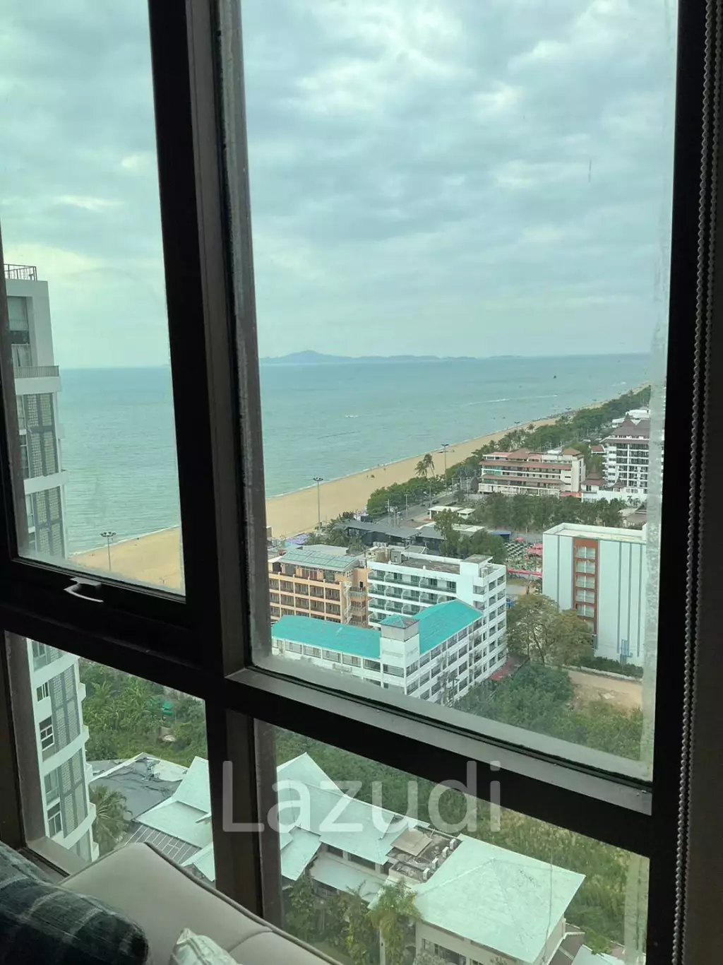 Studio 1 Bed 26.50 SQ.M AERAS Beachfront