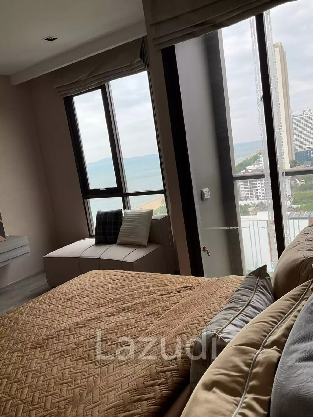 Studio 1 Bed 26.50 SQ.M AERAS Beachfront