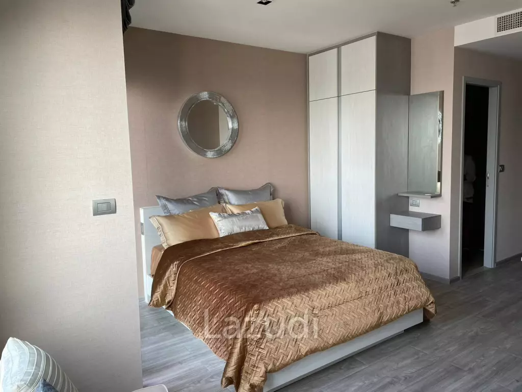 Studio 1 Bed 26.50 SQ.M AERAS Beachfront