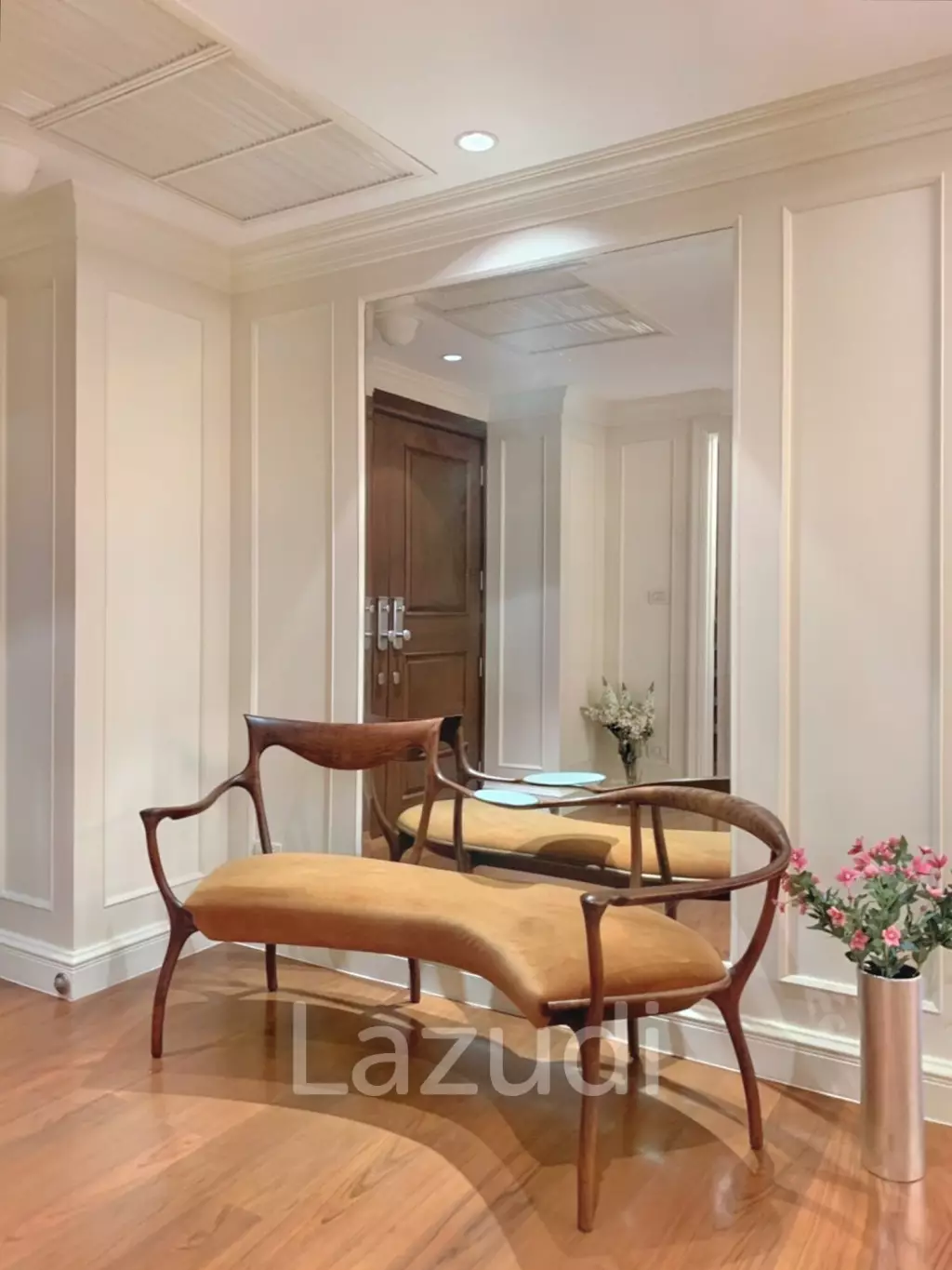 4 Bed 6 Bath  700 SQ.M. Las Colinas