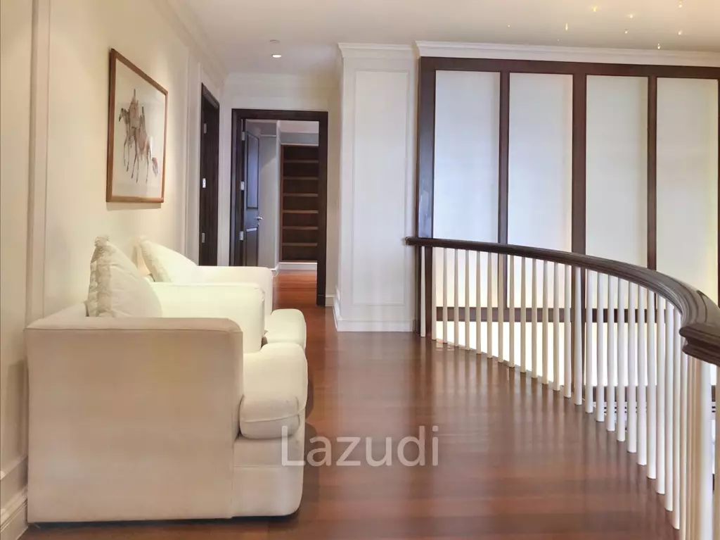 4 Bed 6 Bath  700 SQ.M. Las Colinas