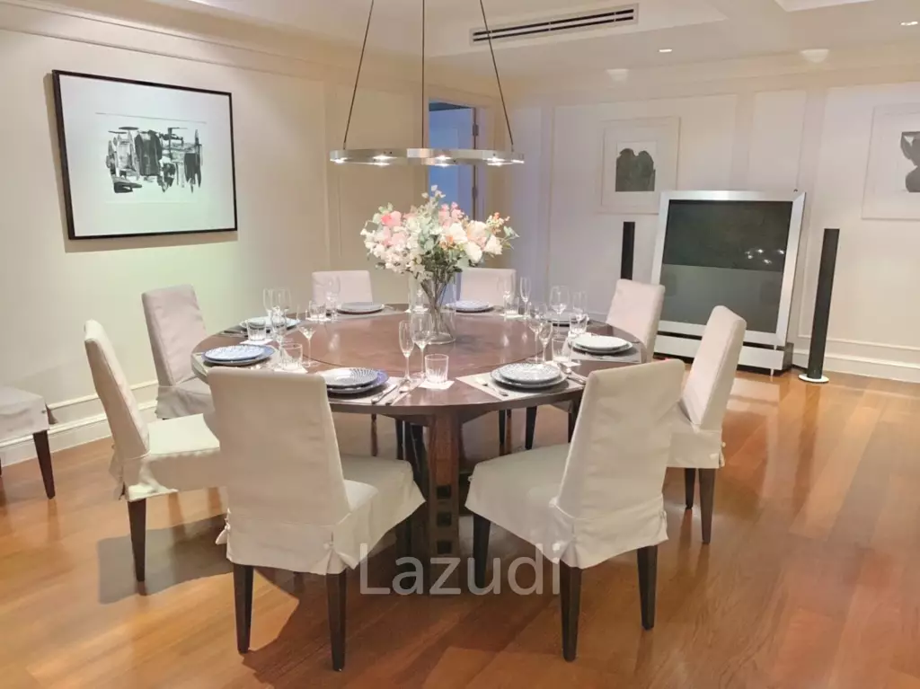 4 Bed 6 Bath  700 SQ.M. Las Colinas
