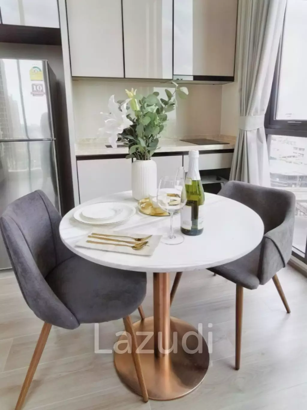 2 Bed 1 Bath 42 SQ.M The Reserve Phahol-Pradipat