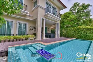 TUSCANY VILLAS : Luxury 3 Bed Villa very near the Beach