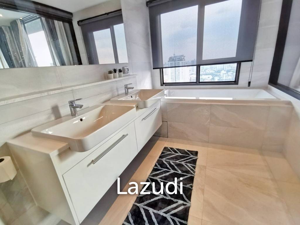3 Bed 3 Bath 120 SQ.M RHYTHM Ekkamai