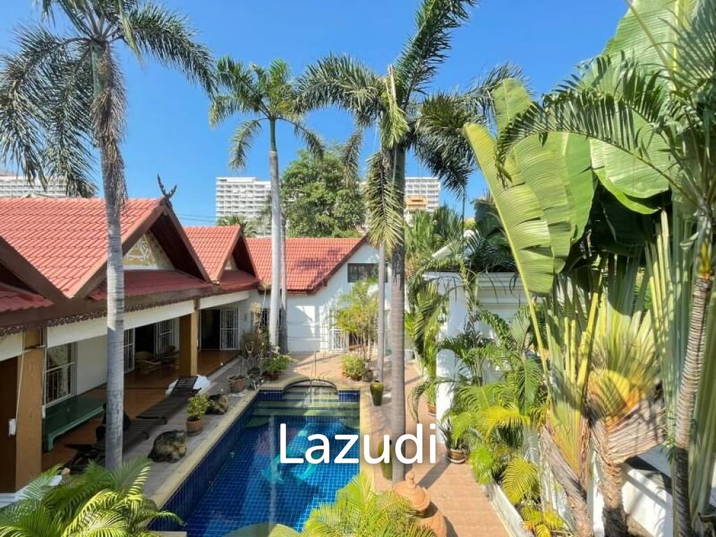 3 Bedrooms 3 Bathrooms Jomtien Palace 720 sqm