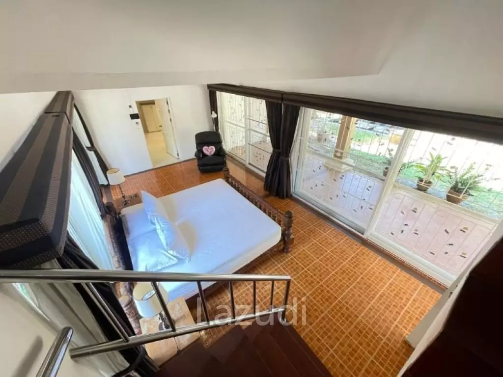3 Bedrooms 3 Bathrooms Jomtien Palace 720 sqm