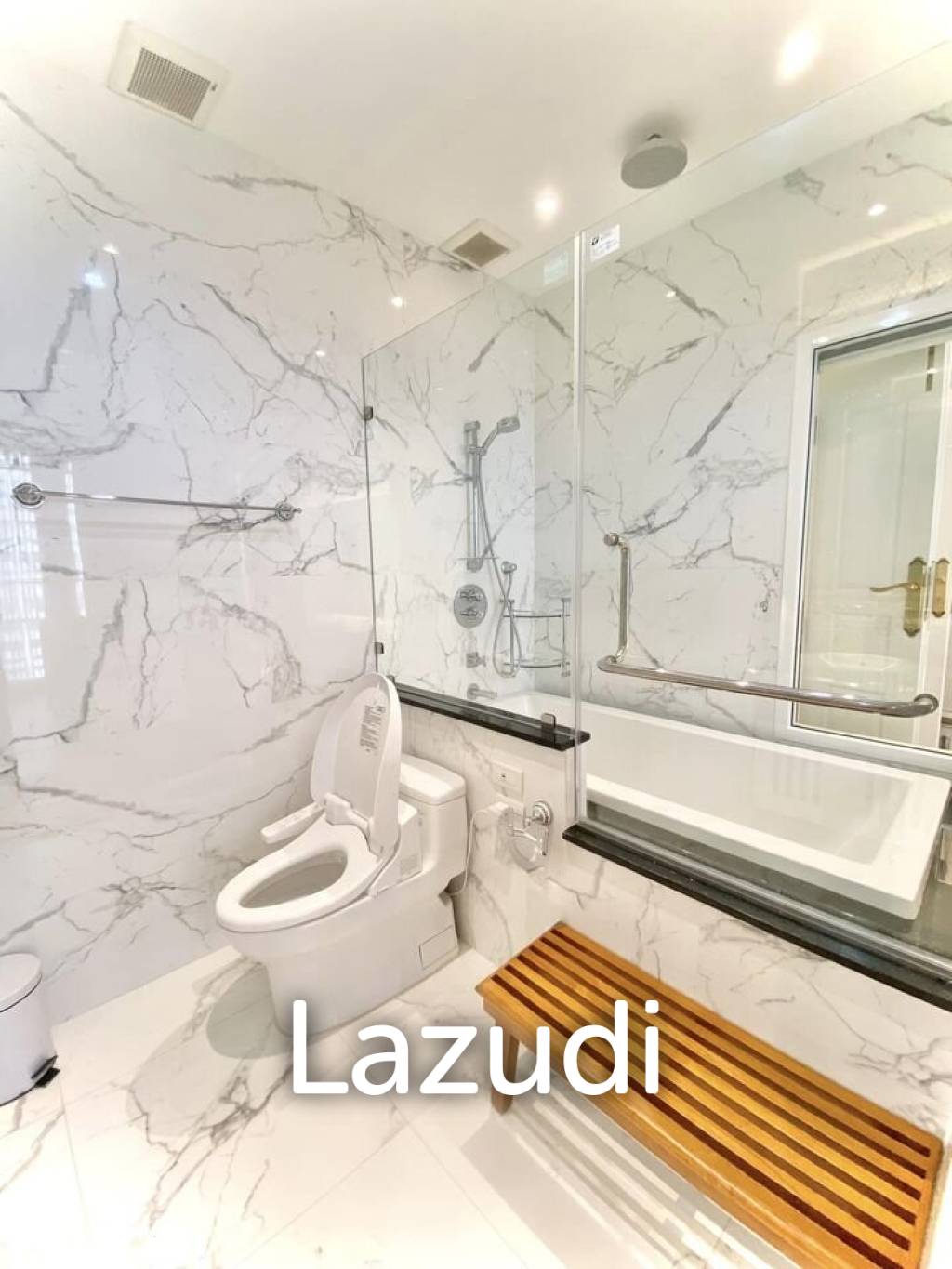2 Bed 2 Bath 96 SQ.M Park Origin Phromphong