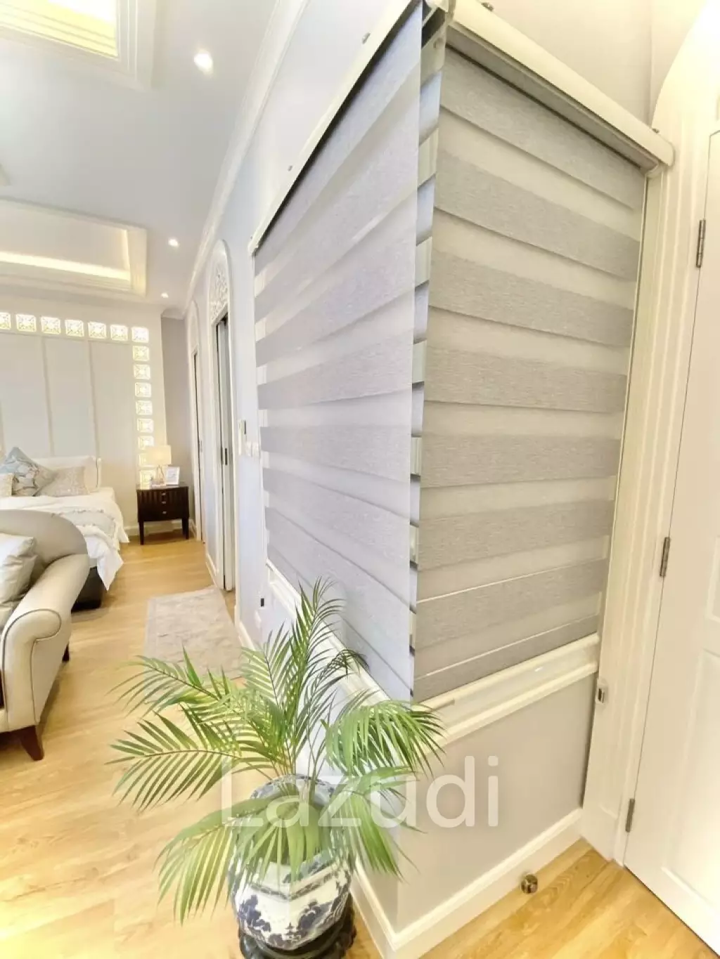 2 Bed 2 Bath 96 SQ.M Park Origin Phromphong