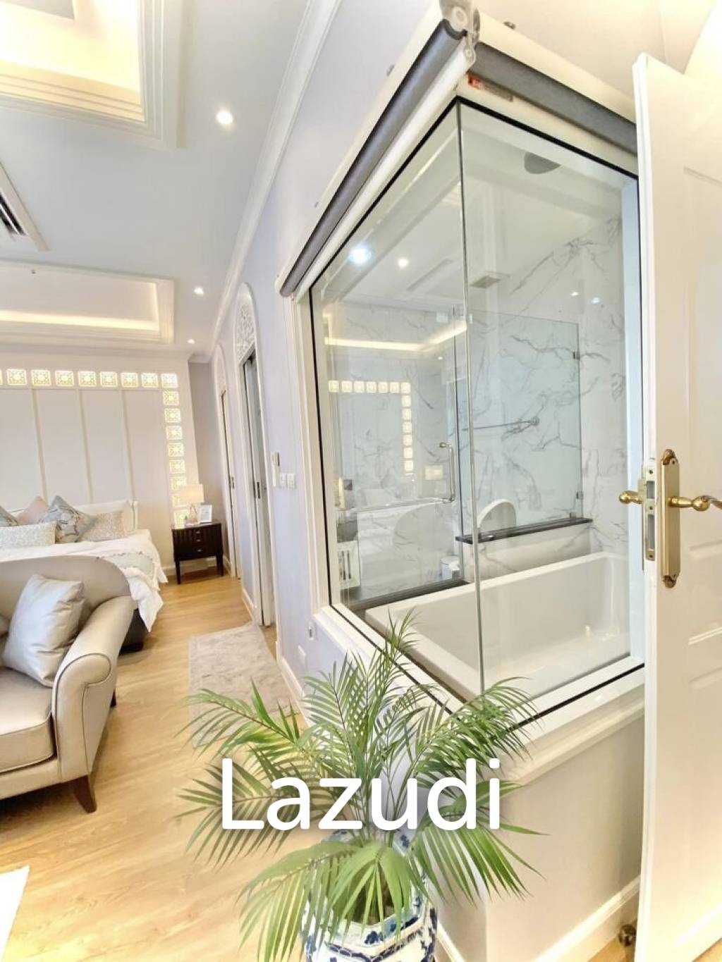2 Bed 2 Bath 96 SQ.M Park Origin Phromphong