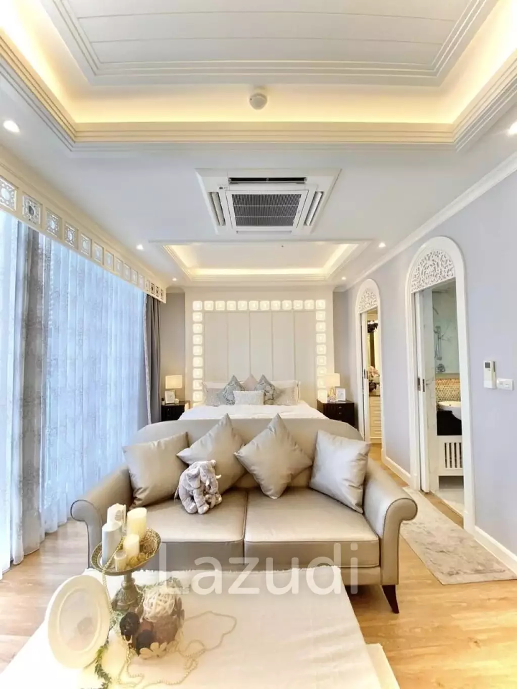 2 Bed 2 Bath 96 SQ.M Park Origin Phromphong