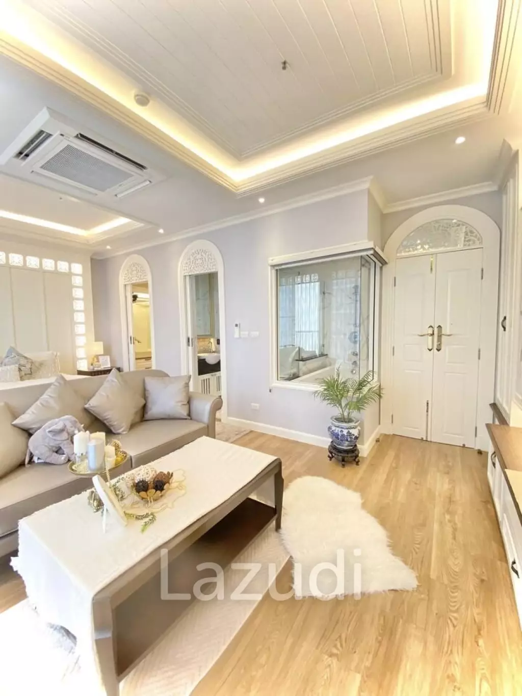 2 Bed 2 Bath 96 SQ.M Park Origin Phromphong
