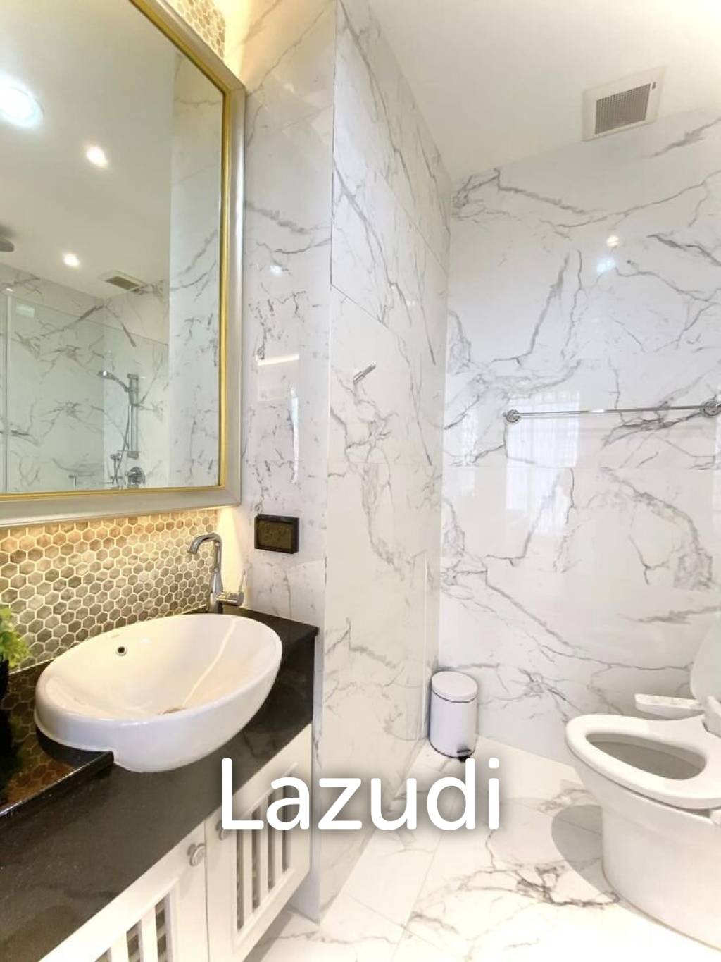2 Bed 2 Bath 96 SQ.M Park Origin Phromphong