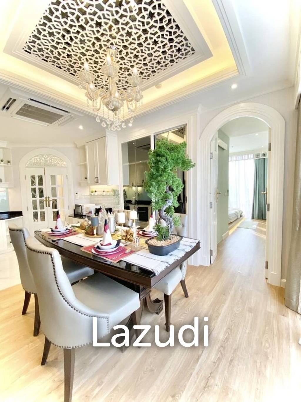 2 Bed 2 Bath 96 SQ.M Park Origin Phromphong