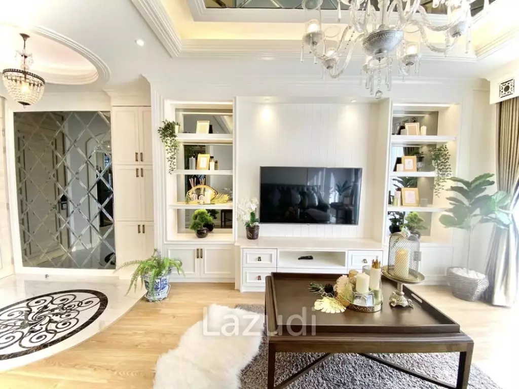 2 Bed 2 Bath 96 SQ.M Park Origin Phromphong